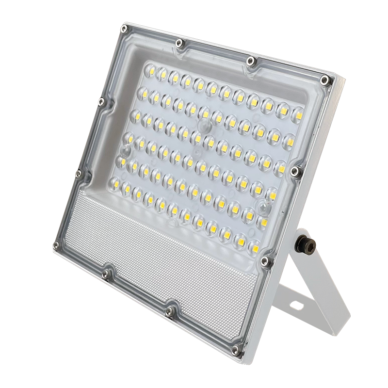 LED WHITE SMD FLOOD LUMINAIRE IP65 20W 4000K 2400Lm 100-277V AC RA80 IK08 5YRS BREATHING VALUE